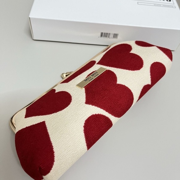 NIB Miu Miu Red Heart Print Clutch - Picture 2 of 4